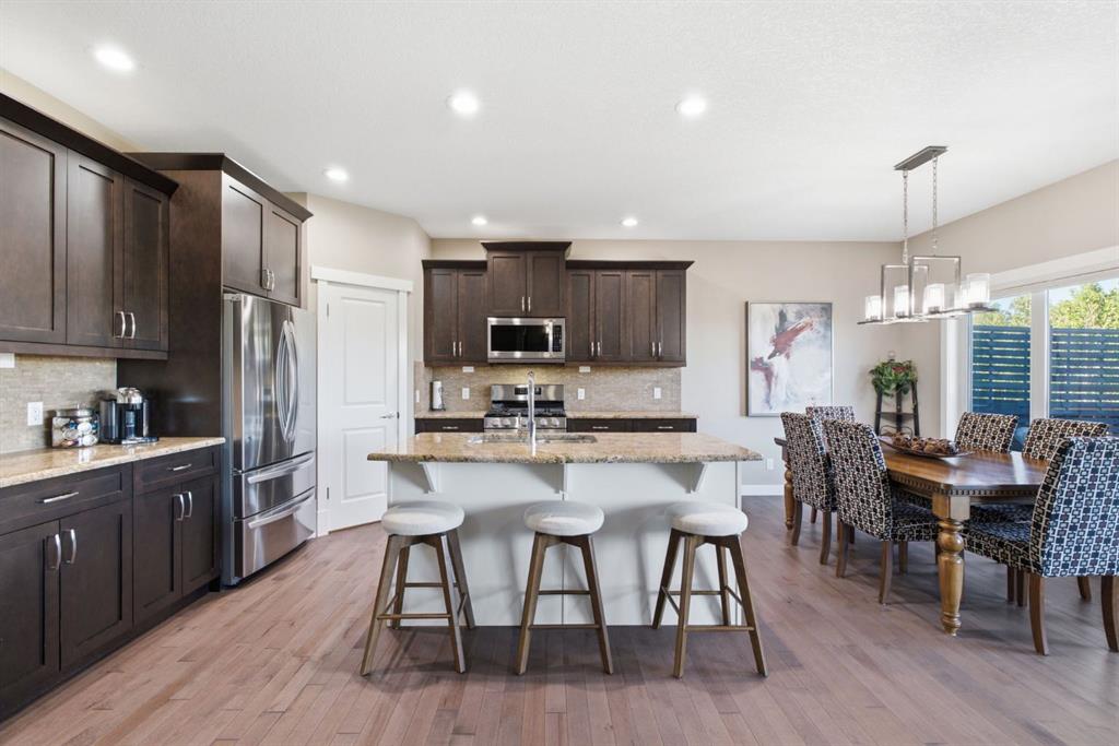 Picture of 209 Jumping Pound Terrace , Cochrane Real Estate Listing