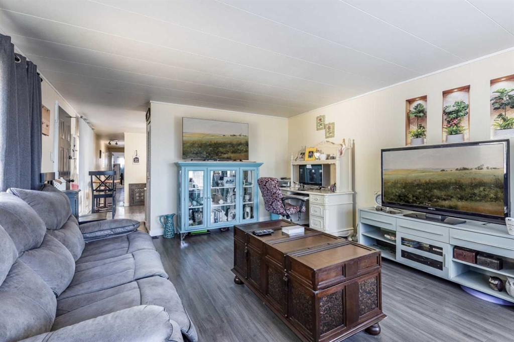 Picture of 125, 4000 13 Avenue SE, Medicine Hat Real Estate Listing