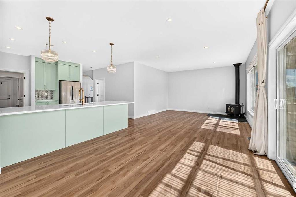 Picture of 86 Turnbull Close , Red Deer Real Estate Listing