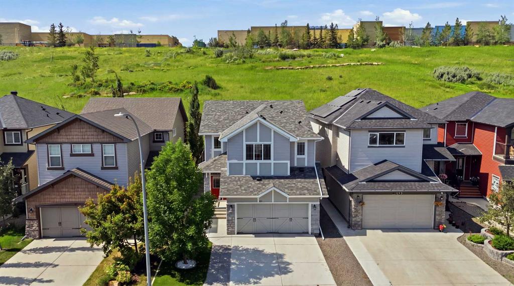 Picture of 80 Sherwood Crescent NW, Calgary Real Estate Listing