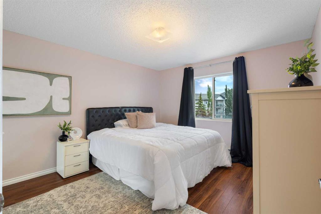 Picture of 413, 33 Arbour Grove Close NW, Calgary Real Estate Listing