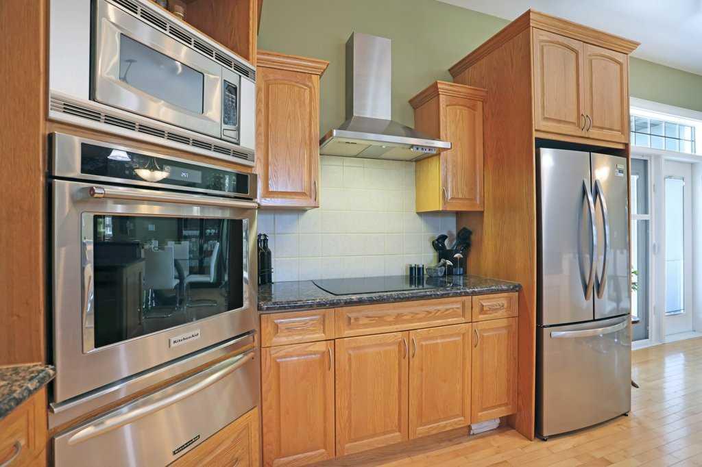 Picture of 96 Greystone Close E, Brooks Real Estate Listing