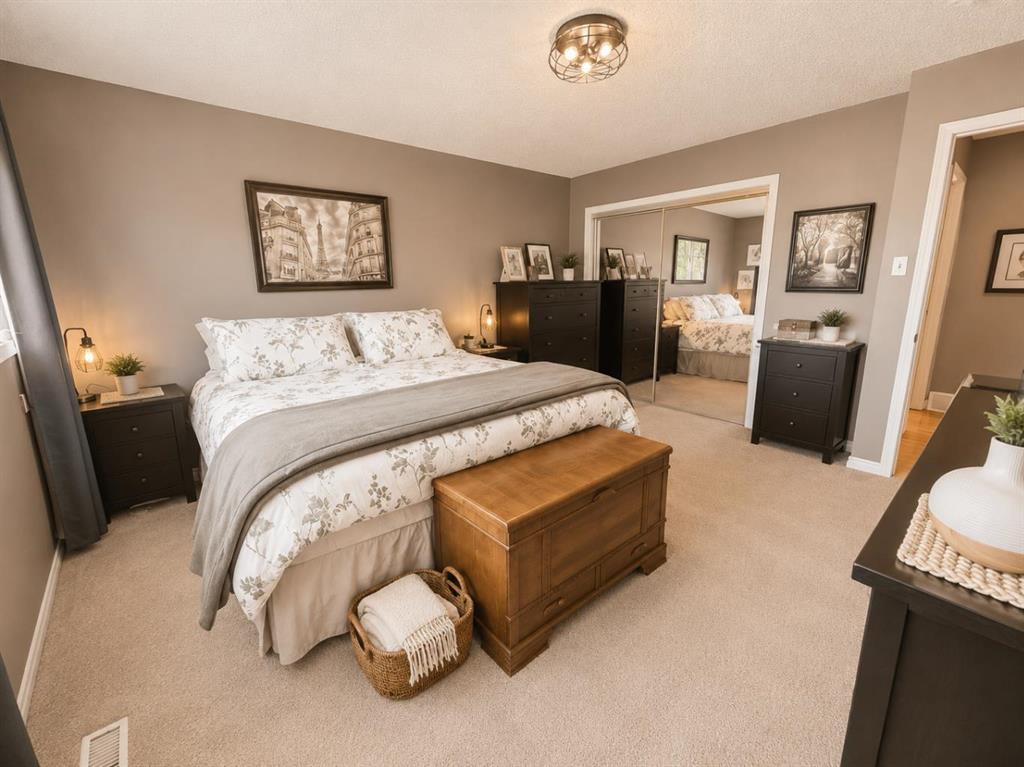 Picture of 2220 42 Street S, Lethbridge Real Estate Listing