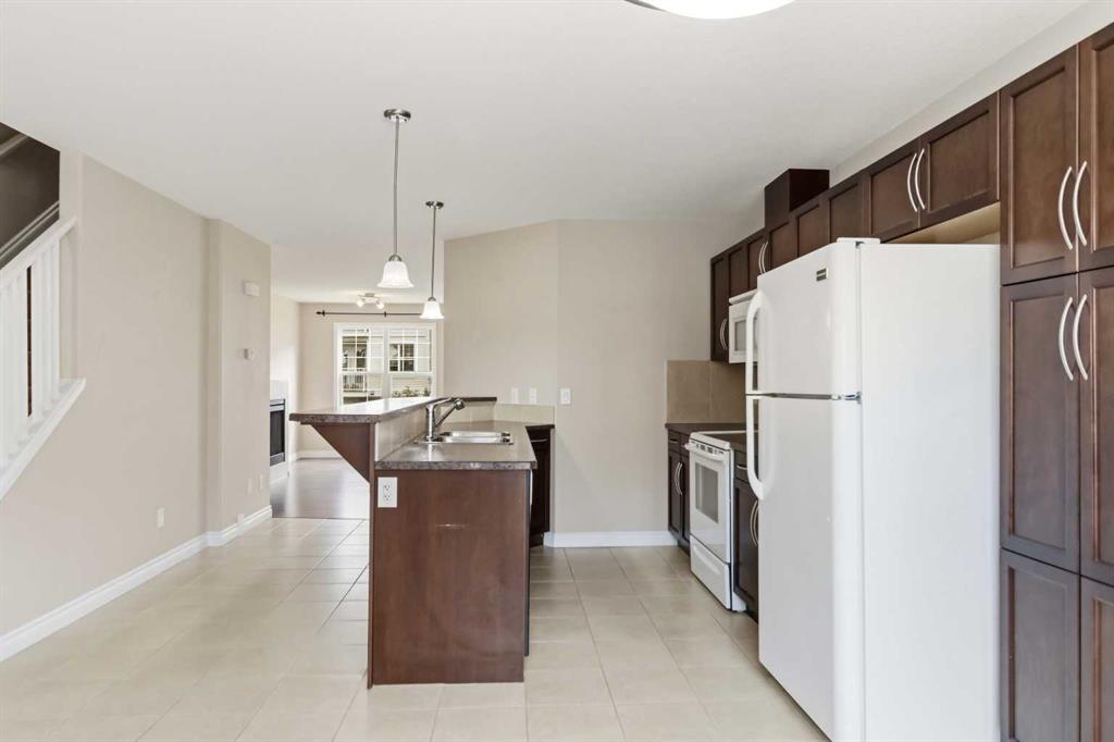 Picture of 30, 180 Riverstone Ridge , Fort McMurray Real Estate Listing
