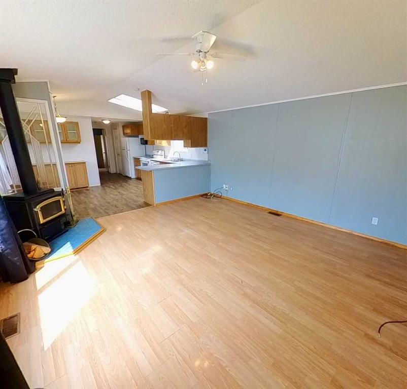 Picture of 27, 5211 55 Avenue , Rocky Mountain House Real Estate Listing