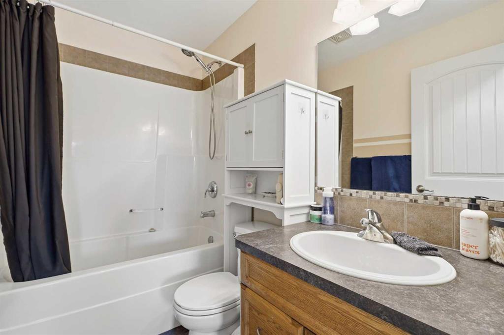 Picture of 48 Vanson Close , Red Deer Real Estate Listing