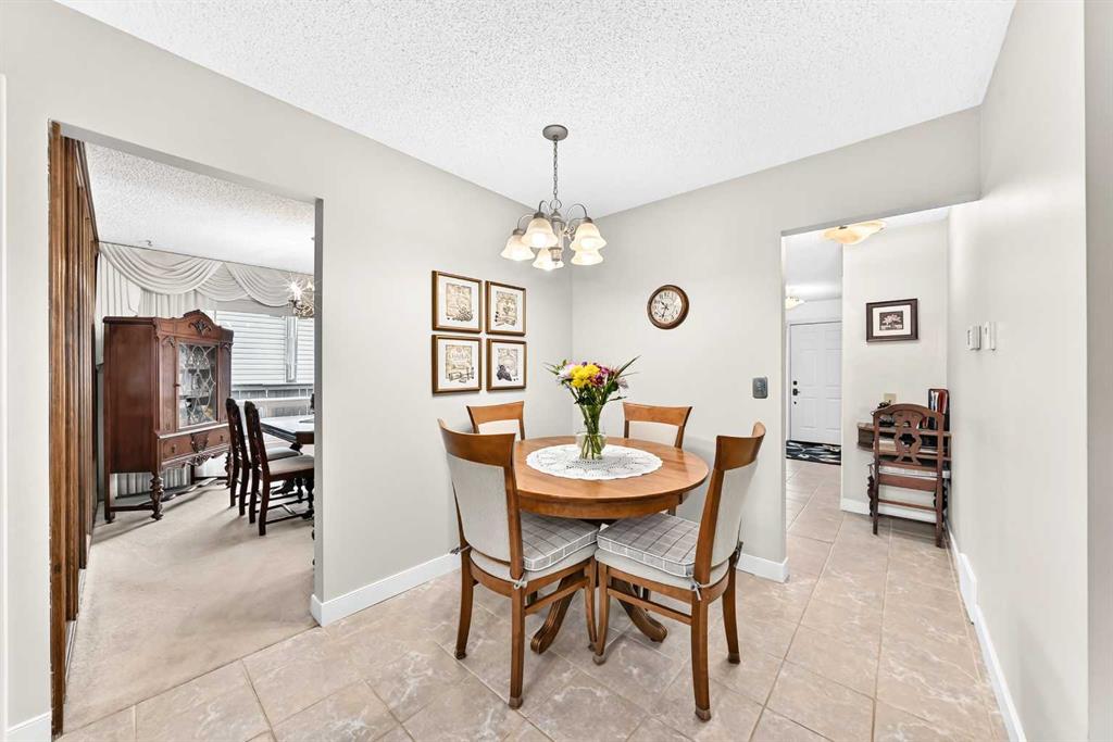 Picture of 39 Deer Run Place SE, Calgary Real Estate Listing