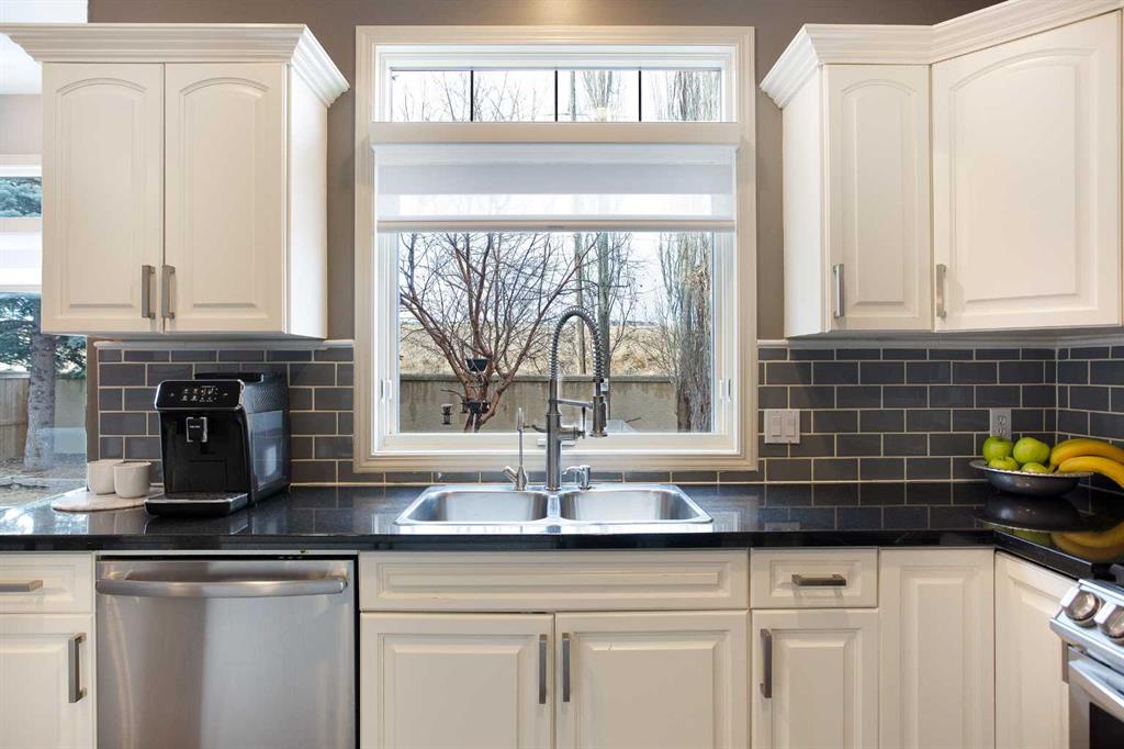 Picture of 90 Discovery Ridge Road SW, Calgary Real Estate Listing