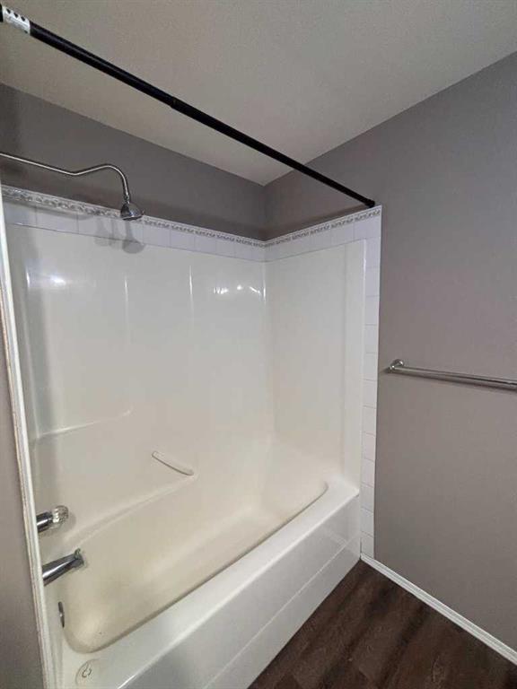 Picture of 15 Blackfoot Boulevard W, Lethbridge Real Estate Listing