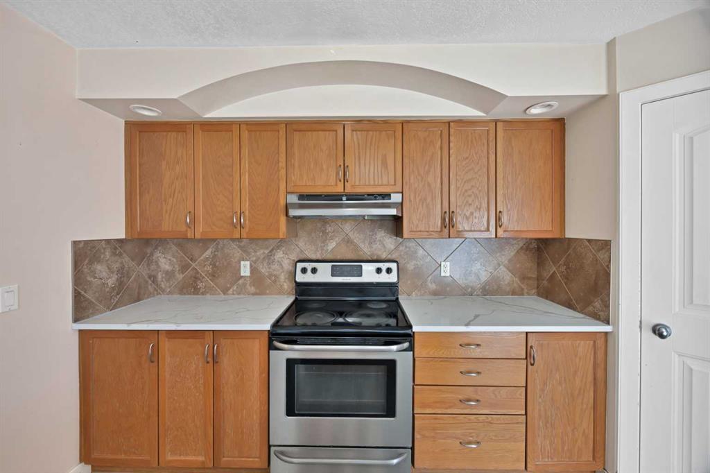 Picture of 65 Taralake Terrace NE, Calgary Real Estate Listing