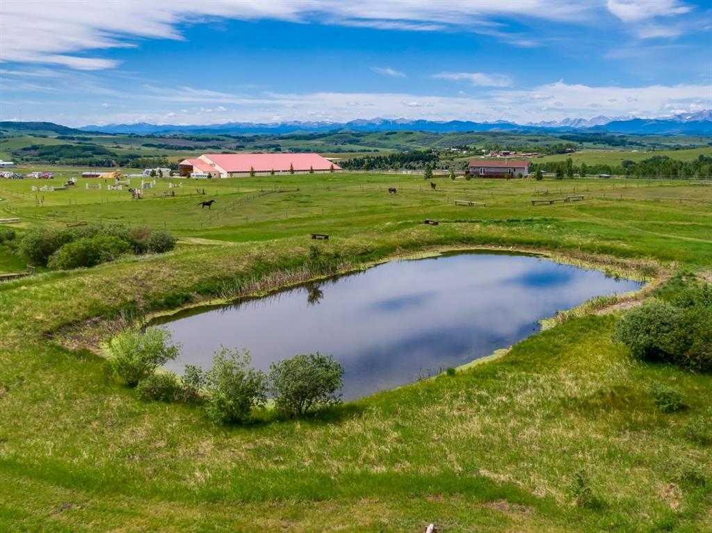 Picture of 482074 144 Street W, Rural Foothills County Real Estate Listing
