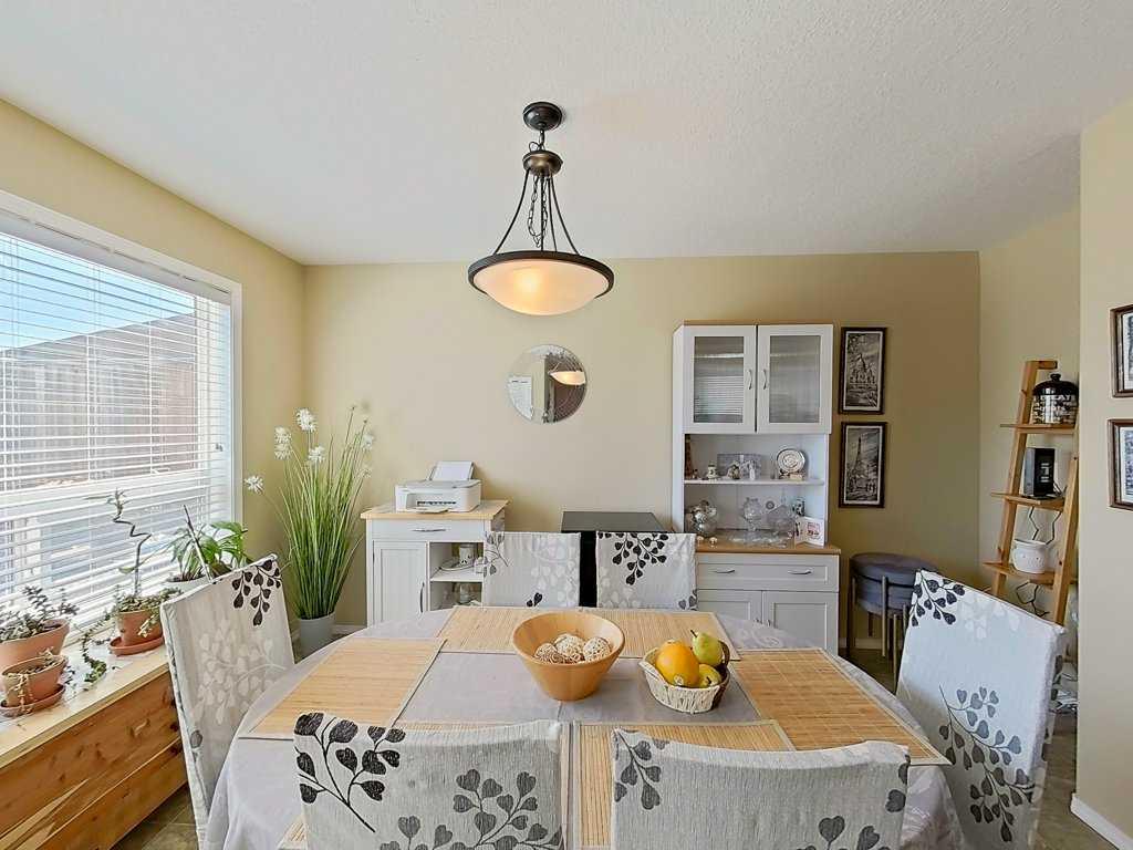 Picture of 4519 45 Avenue Close Avenue Close , Rocky Mountain House Real Estate Listing