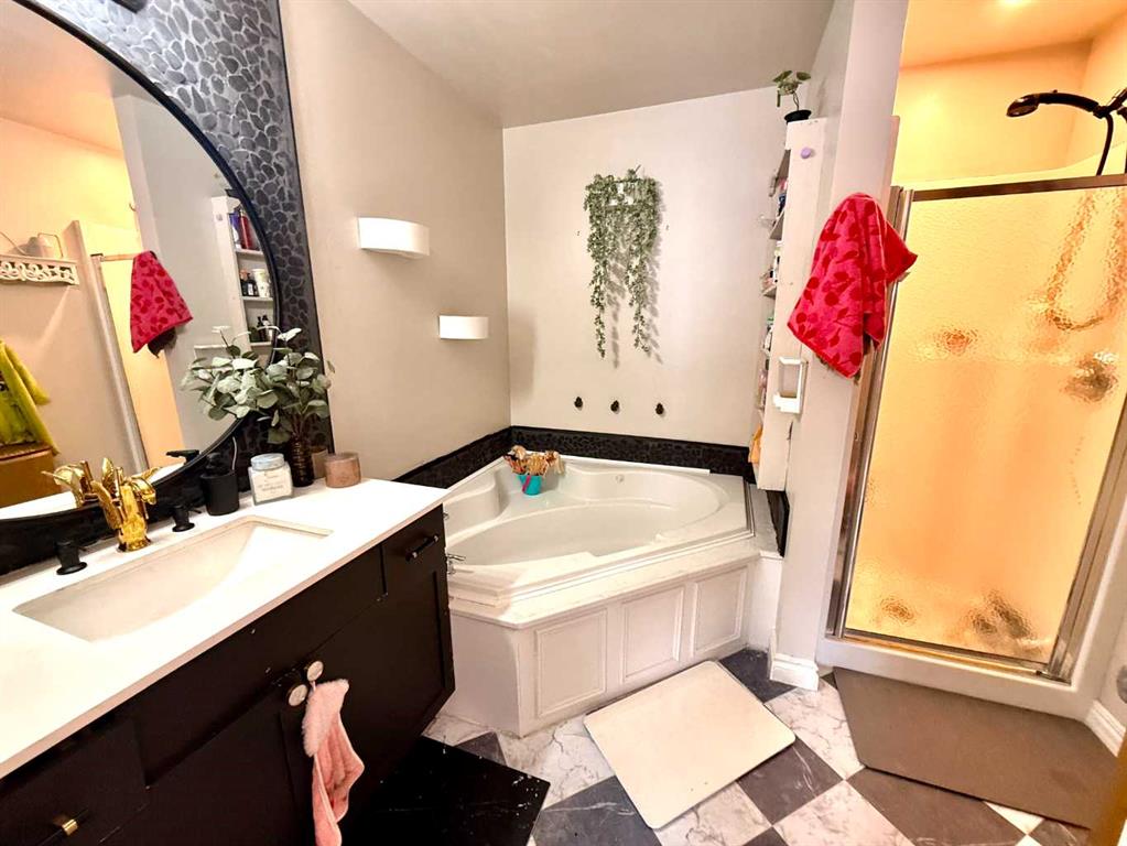 Picture of 1124 24 Street , Wainwright Real Estate Listing