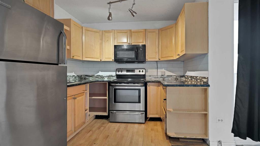 Picture of 550, 519 17 Avenue SW, Calgary Real Estate Listing