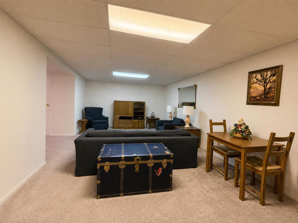 Picture of 3135 60 Street NE, Calgary Real Estate Listing
