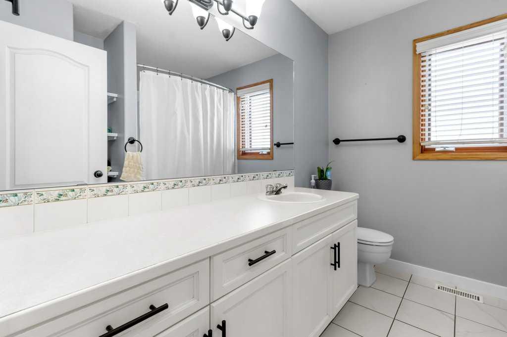 Picture of 26 Lockwood Avenue , Red Deer Real Estate Listing