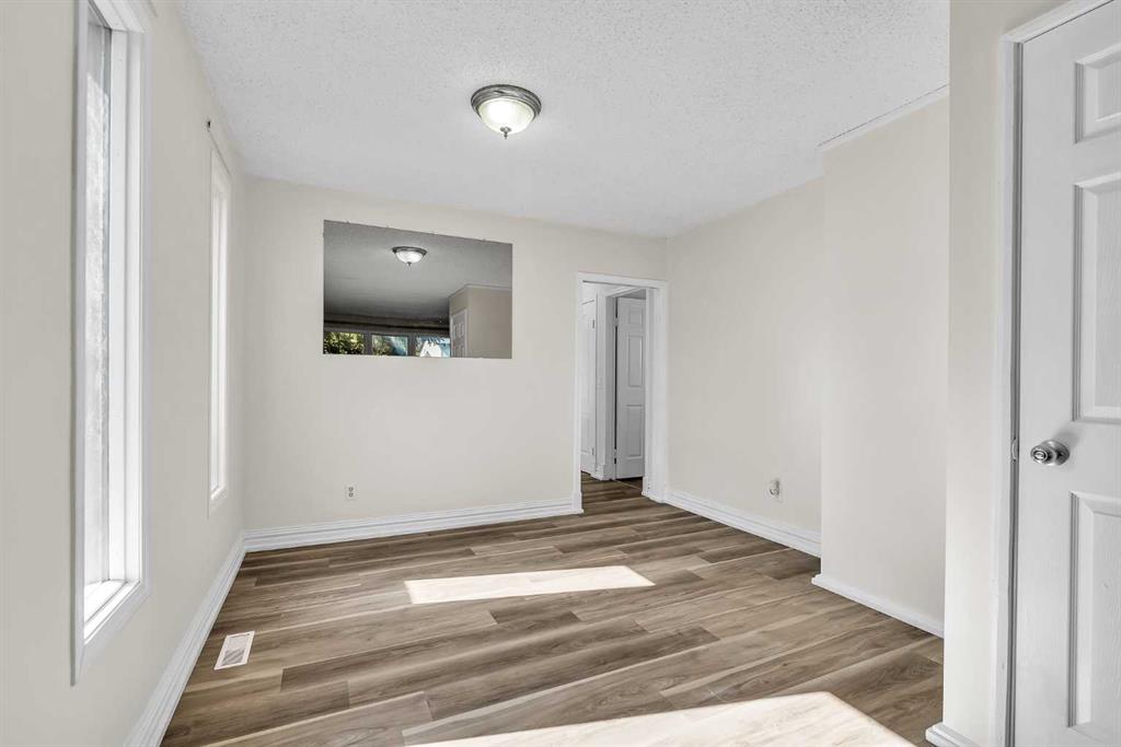 Picture of 43 Taraglen Road NE, Calgary Real Estate Listing
