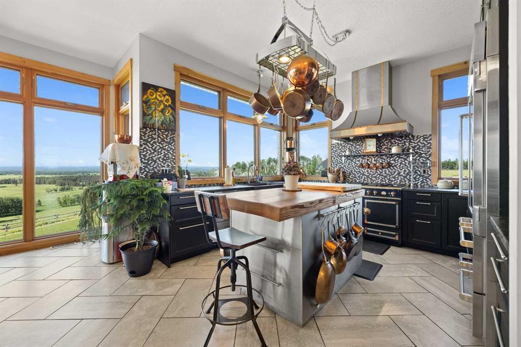 Picture of 6029 Township Road 332  , Rural Mountain View County Real Estate Listing
