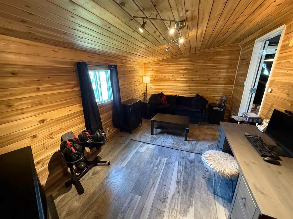 Picture of 101 Litke Cove , Hinton Real Estate Listing