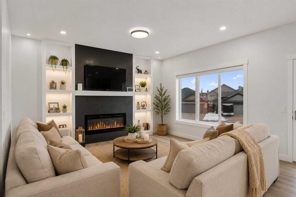 Picture of 67 Lakes Estates Circle , Strathmore Real Estate Listing