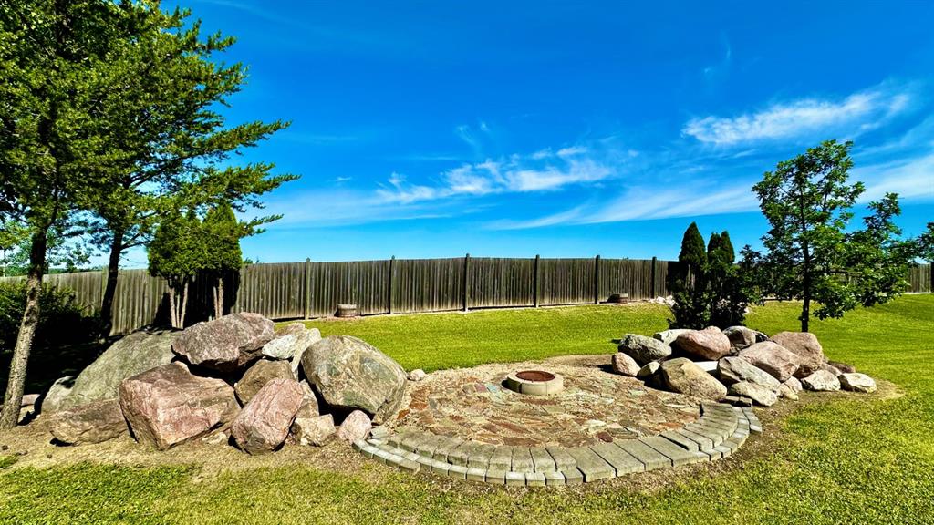 Picture of 9530 100 Avenue , Lac La Biche Real Estate Listing