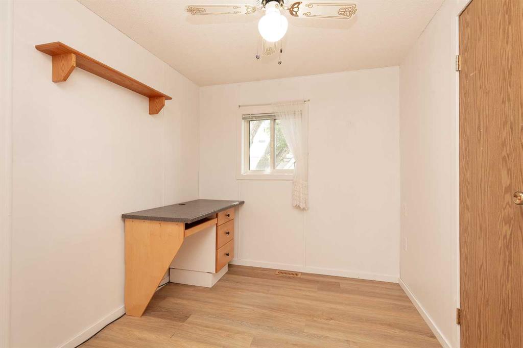 Picture of 2921 29 Street S, Lethbridge Real Estate Listing