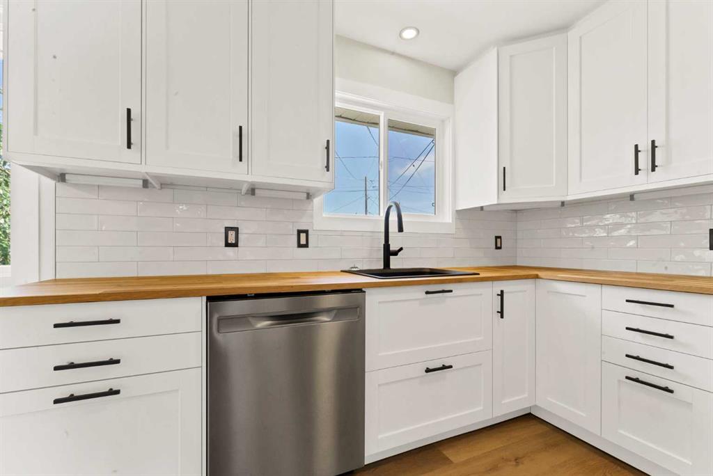 Picture of 2711 Dunmore Road SE, Medicine Hat Real Estate Listing