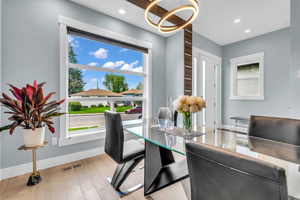 Picture of 2417 25 Avenue NW, Calgary Real Estate Listing
