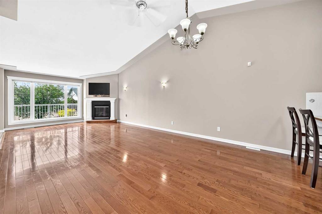 Picture of 4405 48 Street , Innisfail Real Estate Listing