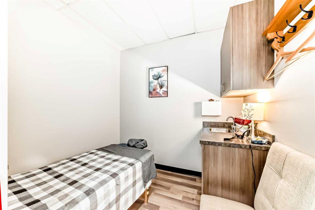 Picture of 11420 27 Street SE, Calgary Real Estate Listing