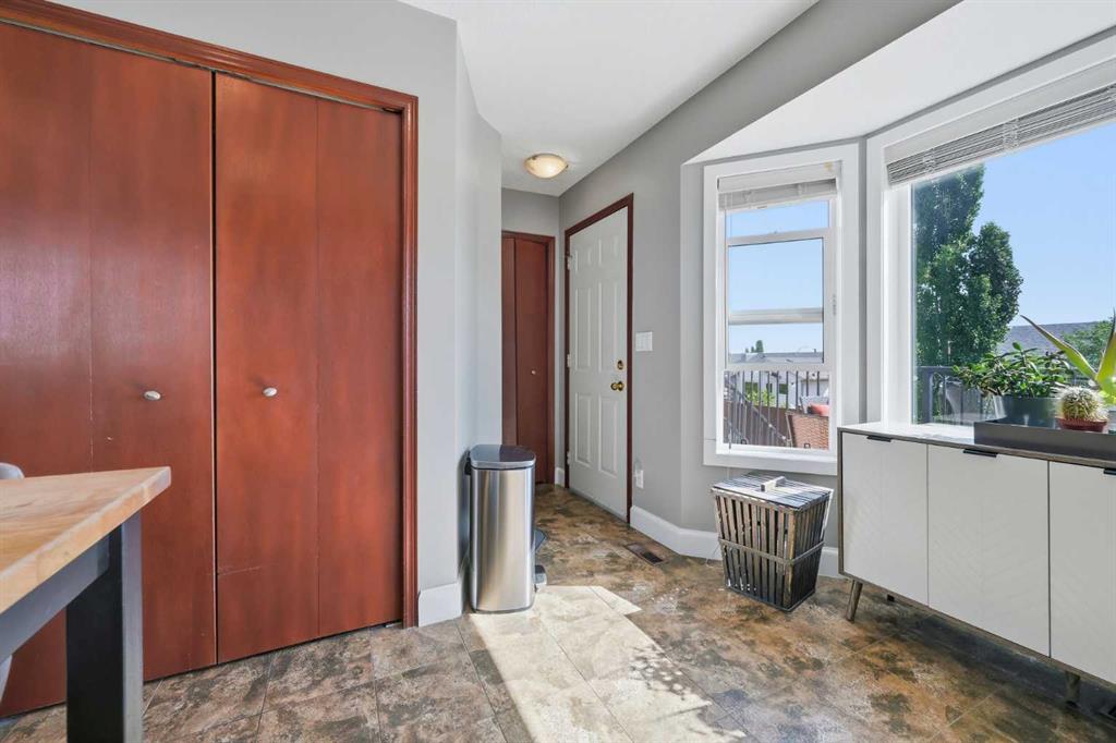 Picture of 163 Macewan Meadow Way NW, Calgary Real Estate Listing