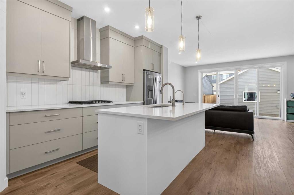 Picture of 55 Herron Street NE, Calgary Real Estate Listing