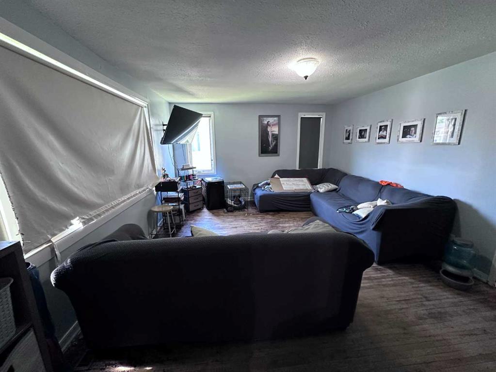 Picture of 225 2 Avenue W, Cardston Real Estate Listing