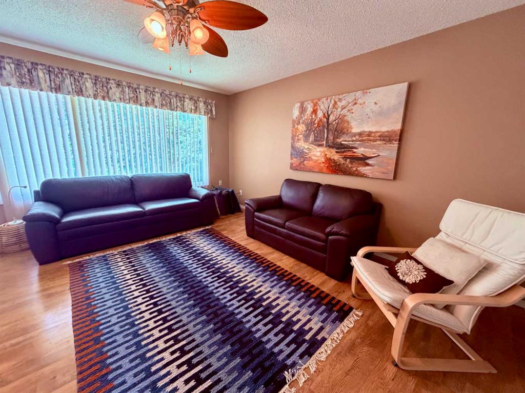 Picture of 40108 Range Road 35  , Rural Lacombe County Real Estate Listing