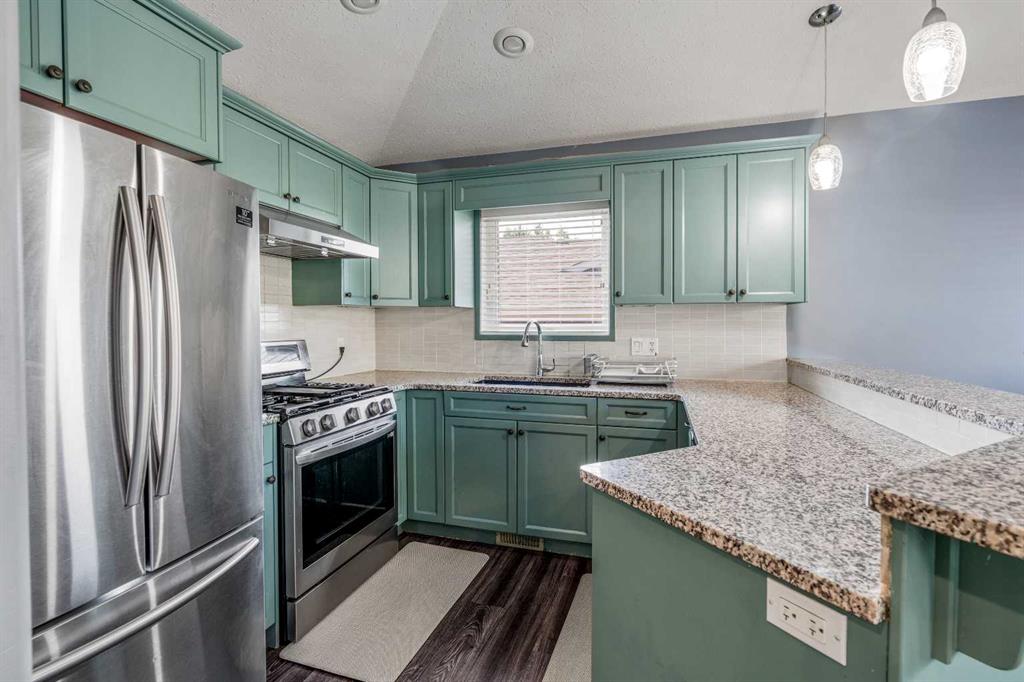 Picture of 350 Mt Sunburst Way W, Lethbridge Real Estate Listing