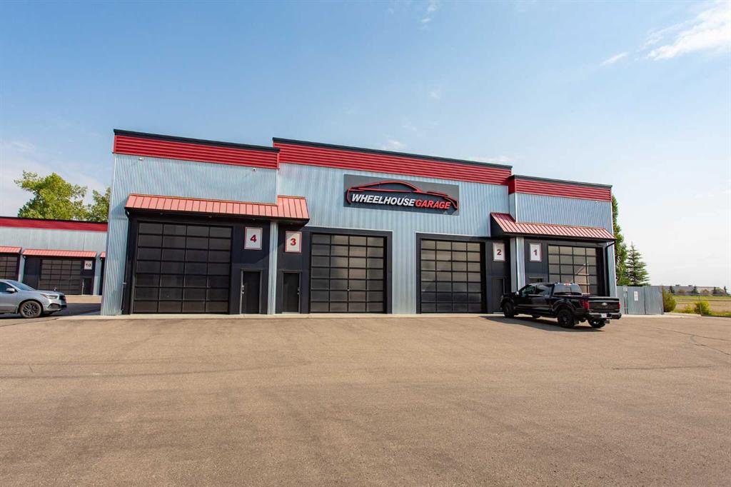 Picture of 103, 484 McCoy  , Rural Red Deer County Real Estate Listing