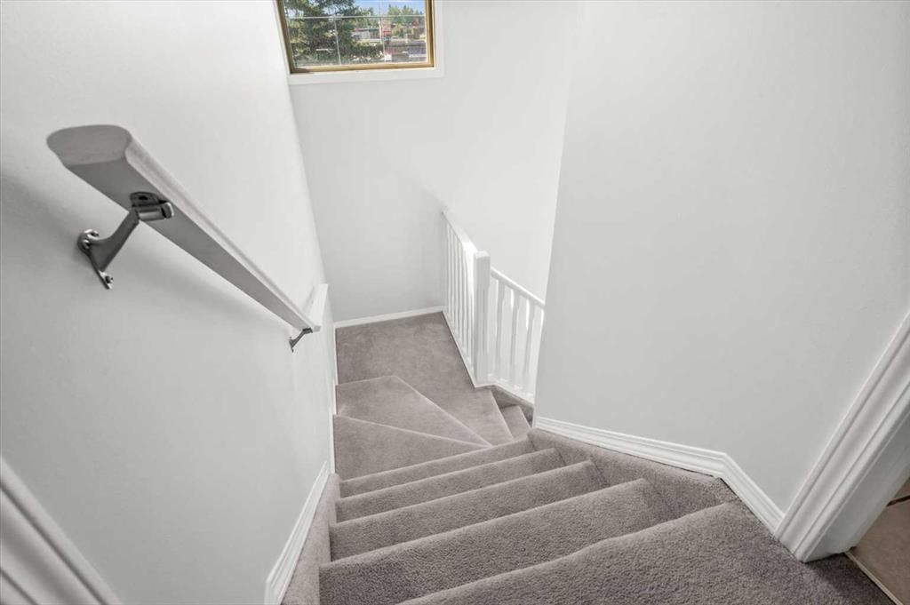 Picture of 168 153 Avenue SE, Calgary Real Estate Listing
