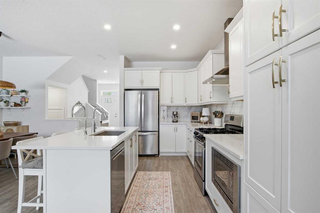 Picture of 406 Masters Road SE, Calgary Real Estate Listing