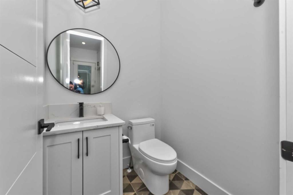 Picture of 219 18 Avenue NE, Calgary Real Estate Listing