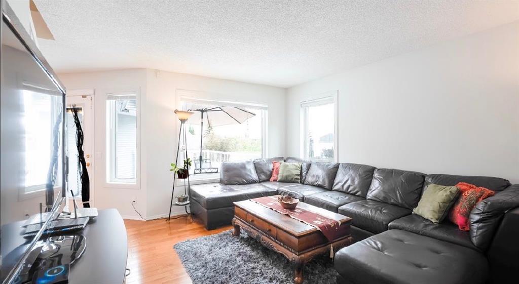 Picture of 188 Tuscany Valley Drive NW, Calgary Real Estate Listing