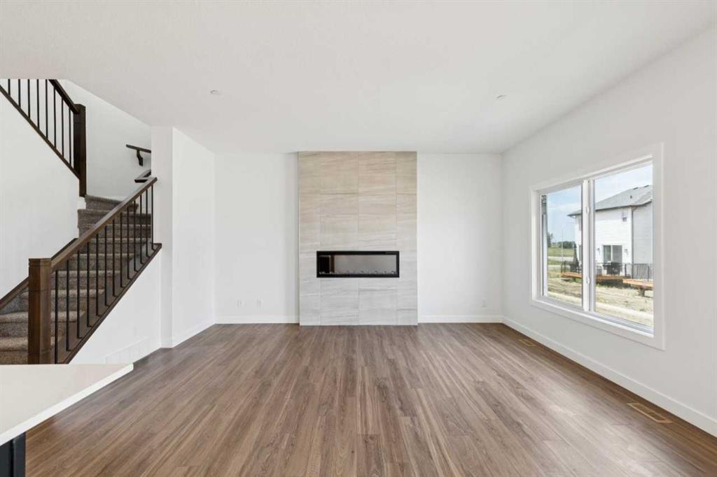 Picture of 58 Hotchkiss Gardens SE, Calgary Real Estate Listing