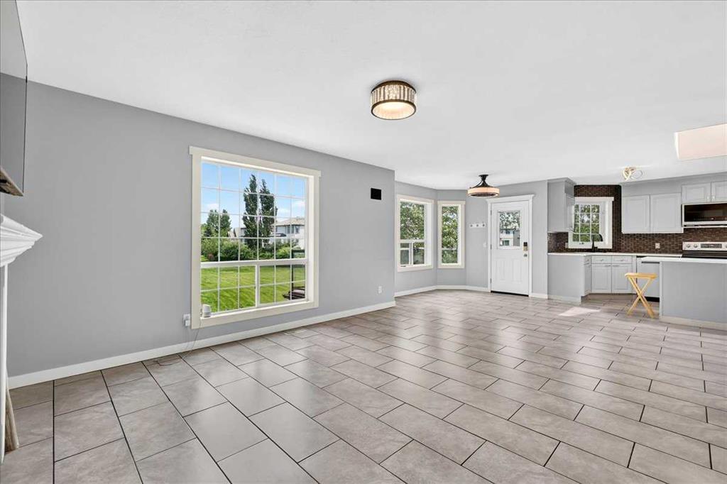 Picture of 254 Douglas Glen Heath SE, Calgary Real Estate Listing