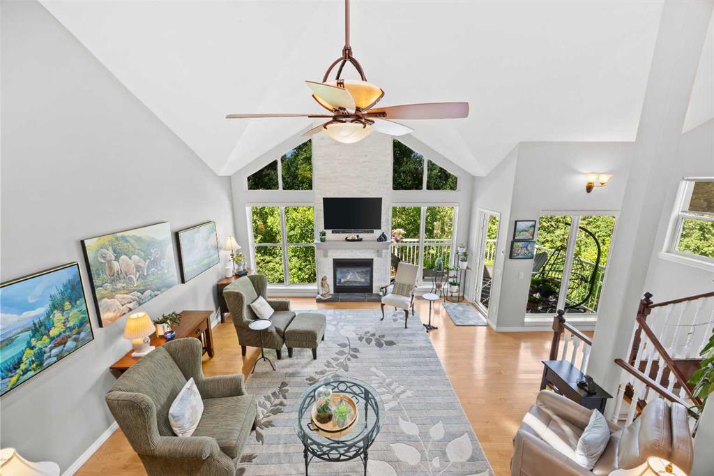Picture of 706 Patterson View SW, Calgary Real Estate Listing