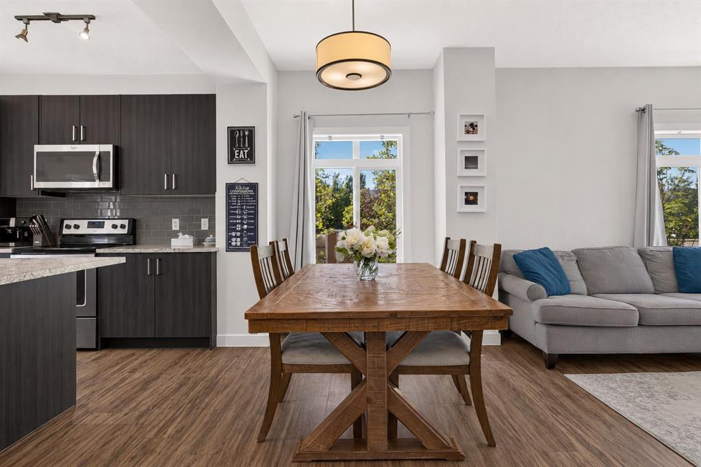 Picture of 97 Sage Bluff Gate NW, Calgary Real Estate Listing