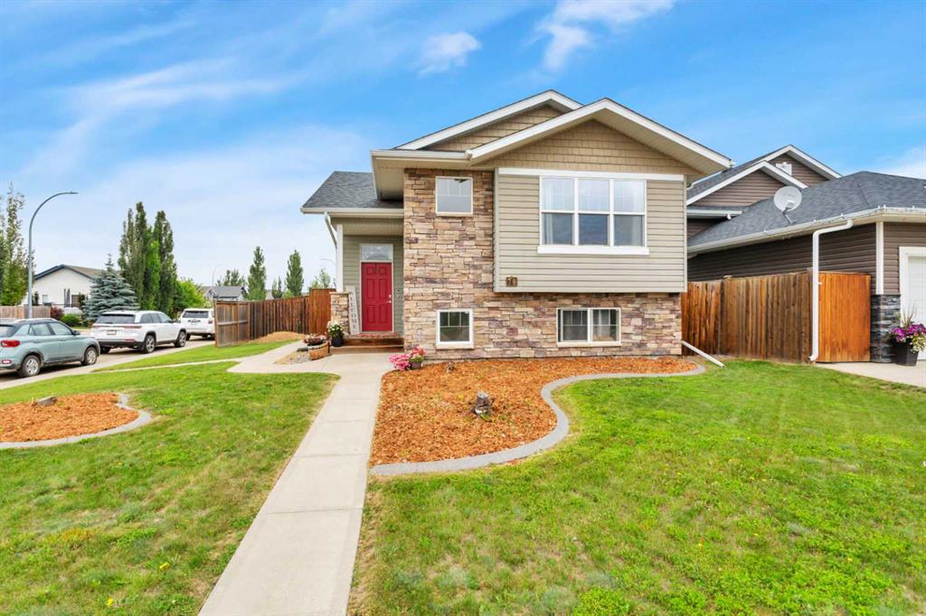 Picture of 70 Garden Road , Lacombe Real Estate Listing