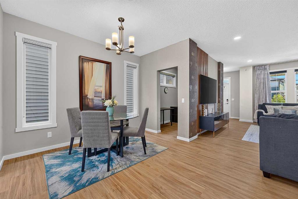Picture of 1120 Legacy Circle SE, Calgary Real Estate Listing