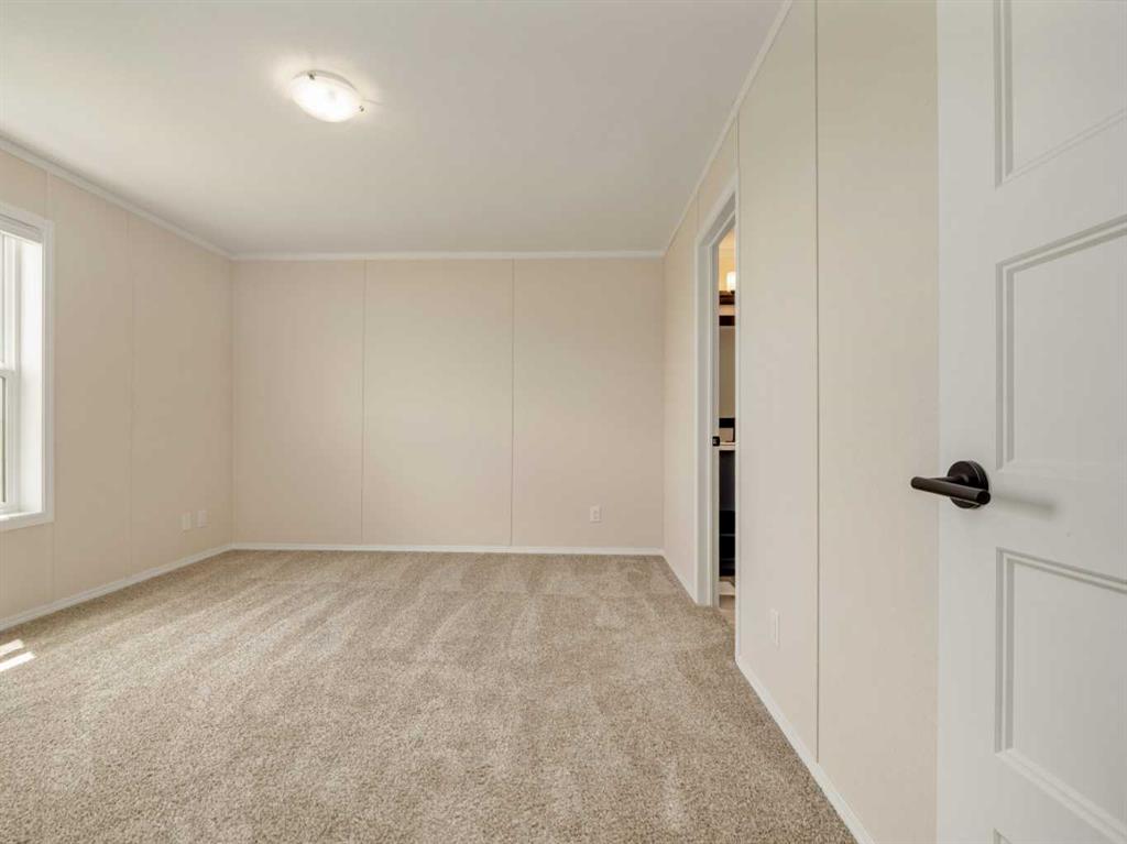 Picture of 2037 Sunflower Crescent , Coaldale Real Estate Listing