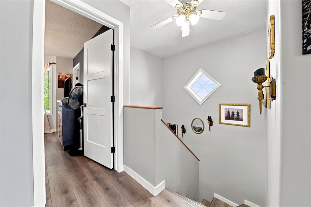Picture of 48 Country Ridge Close , Lacombe Real Estate Listing