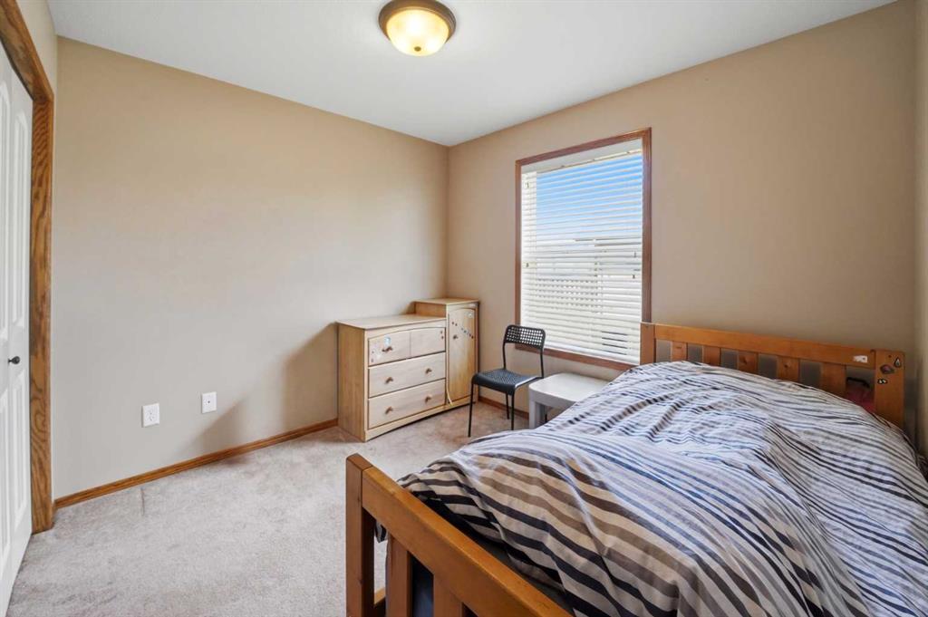 Picture of 628 Lancaster Drive , Red Deer Real Estate Listing