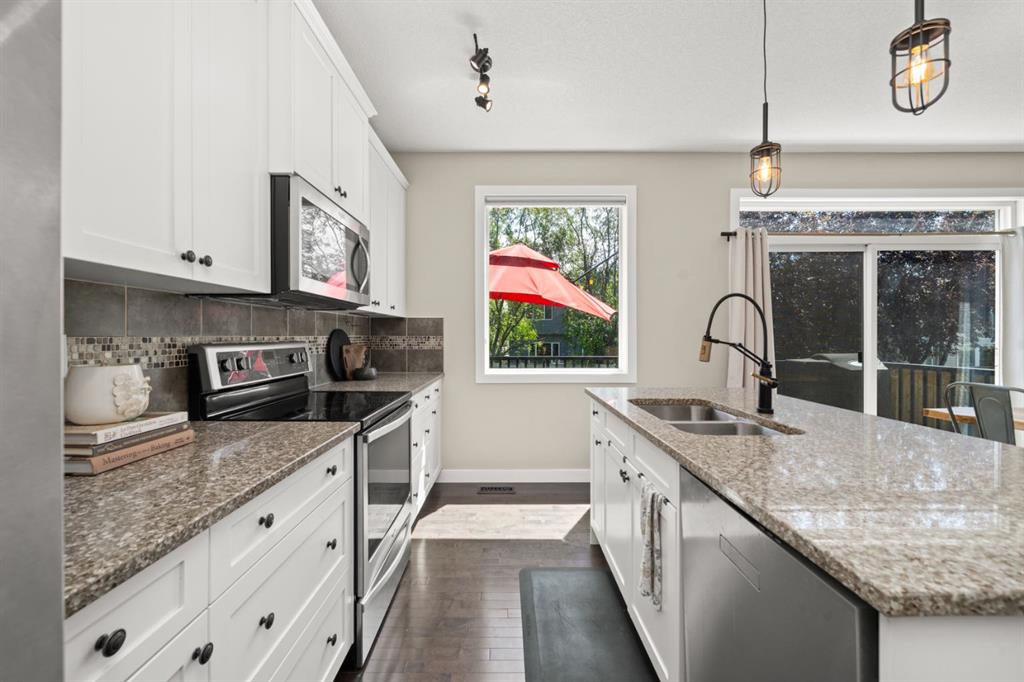 Picture of 172 McIvor Terrace , Chestermere Real Estate Listing